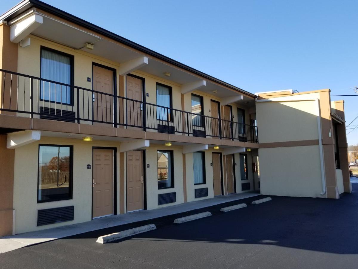 Drakes Creek Inn - Formerly The Relax Inn Hendersonville Eksteriør billede